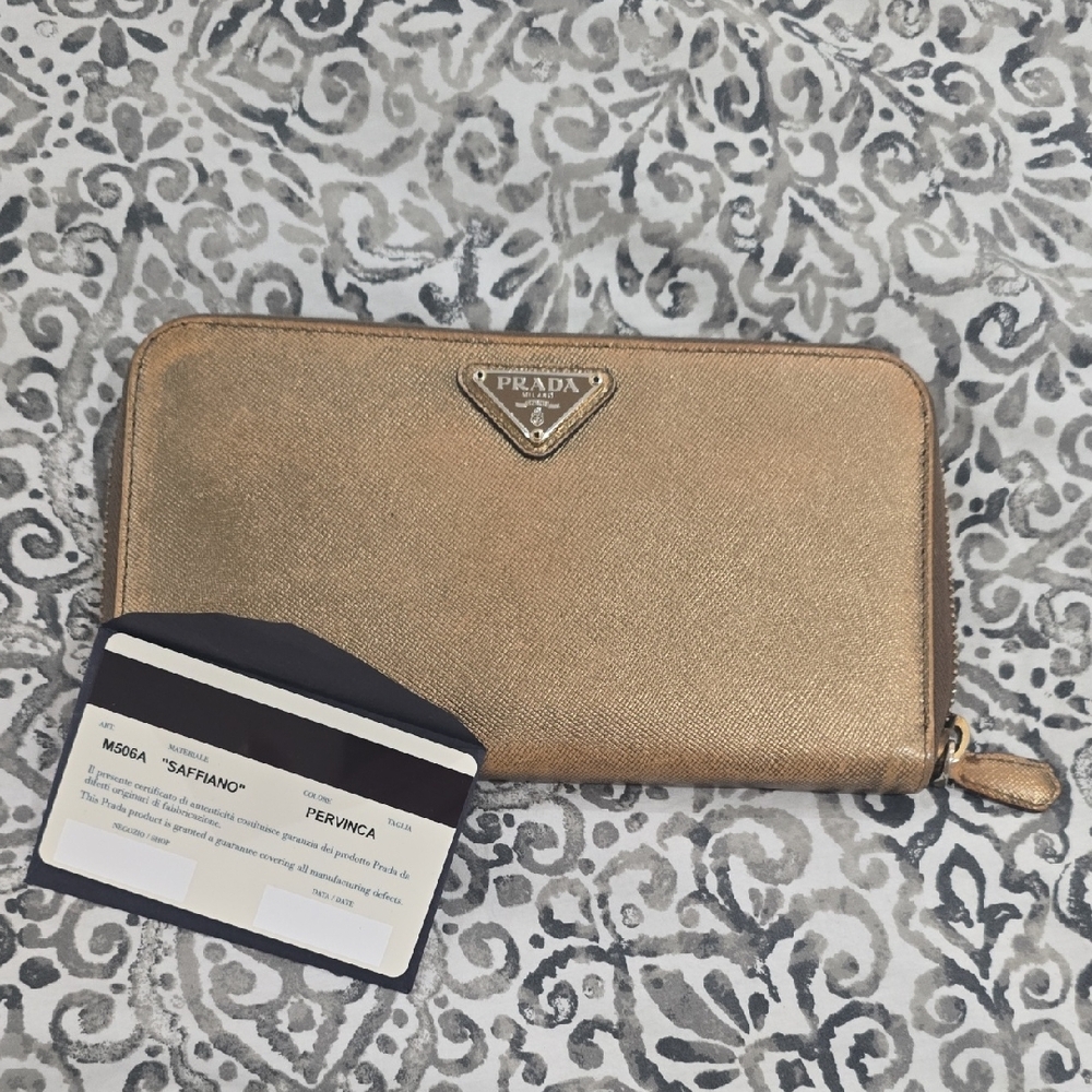 Prada Gold Metallic Wallet Sleek Design With Card Authentic - Picture 1 of 11